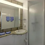 Good Night Hotel